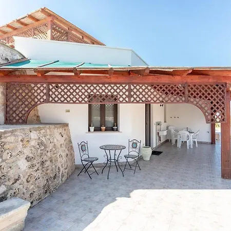 别墅 Stracca - Salento Reservation 阿利斯泰